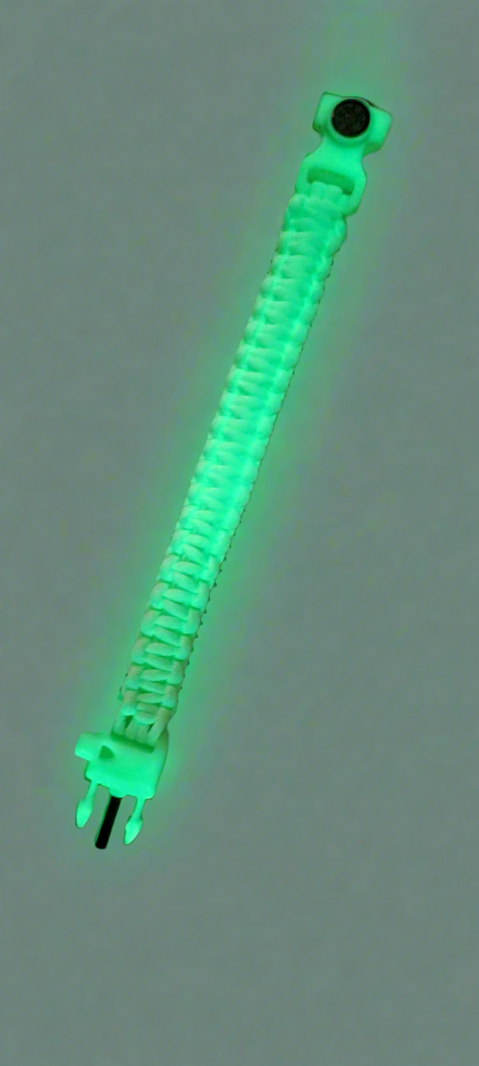Survival Bracelet (Glows)