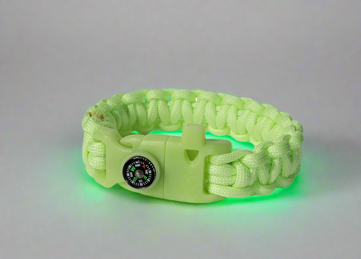 Survival Bracelet (Glows)
